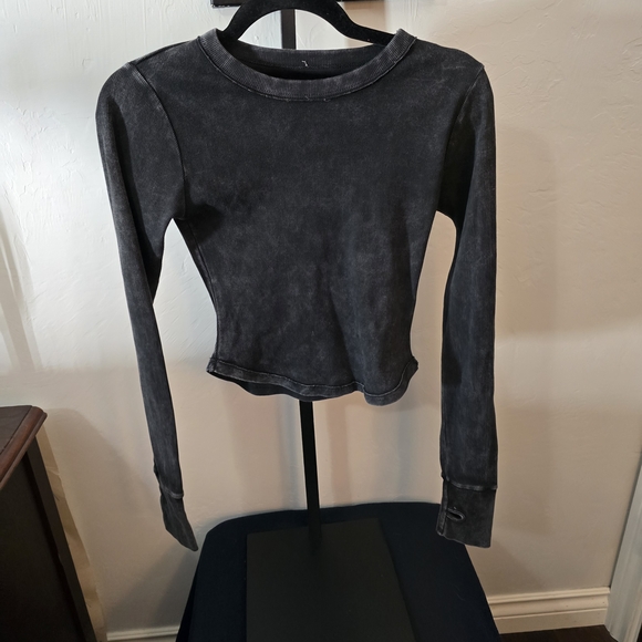Free People Women's Black Long Sleeve Top - Picture 2 of 5